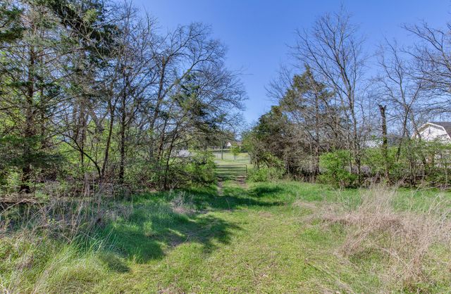 227 Spero Rd, Goodlettsville, TN 37072