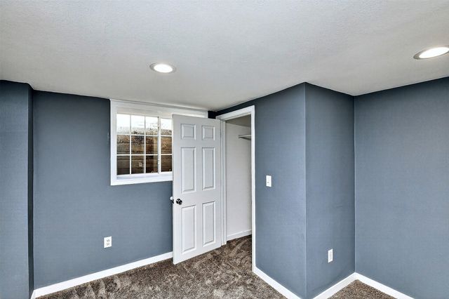 1922 E 29th Street, Des Moines, IA 50317