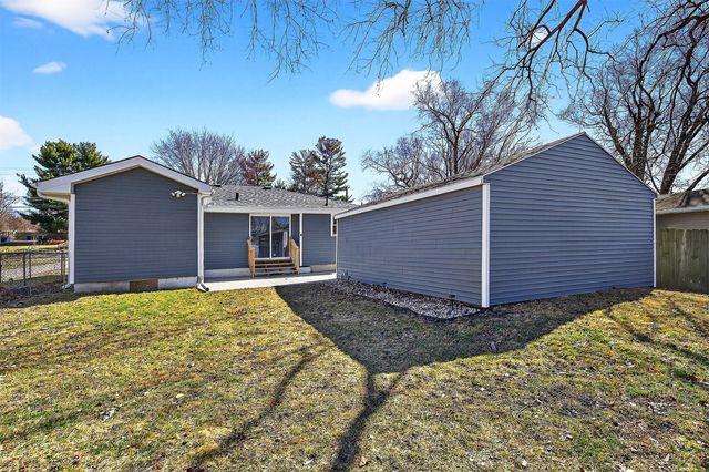 1922 E 29th Street, Des Moines, IA 50317