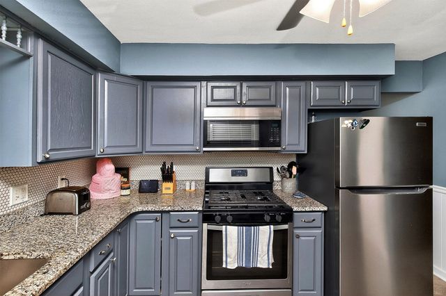 1922 E 29th Street, Des Moines, IA 50317