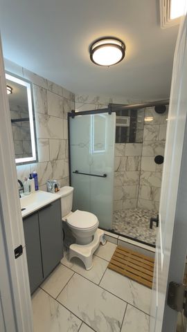 7612 S PHILLIPS Avenue garden, Chicago, IL 60649