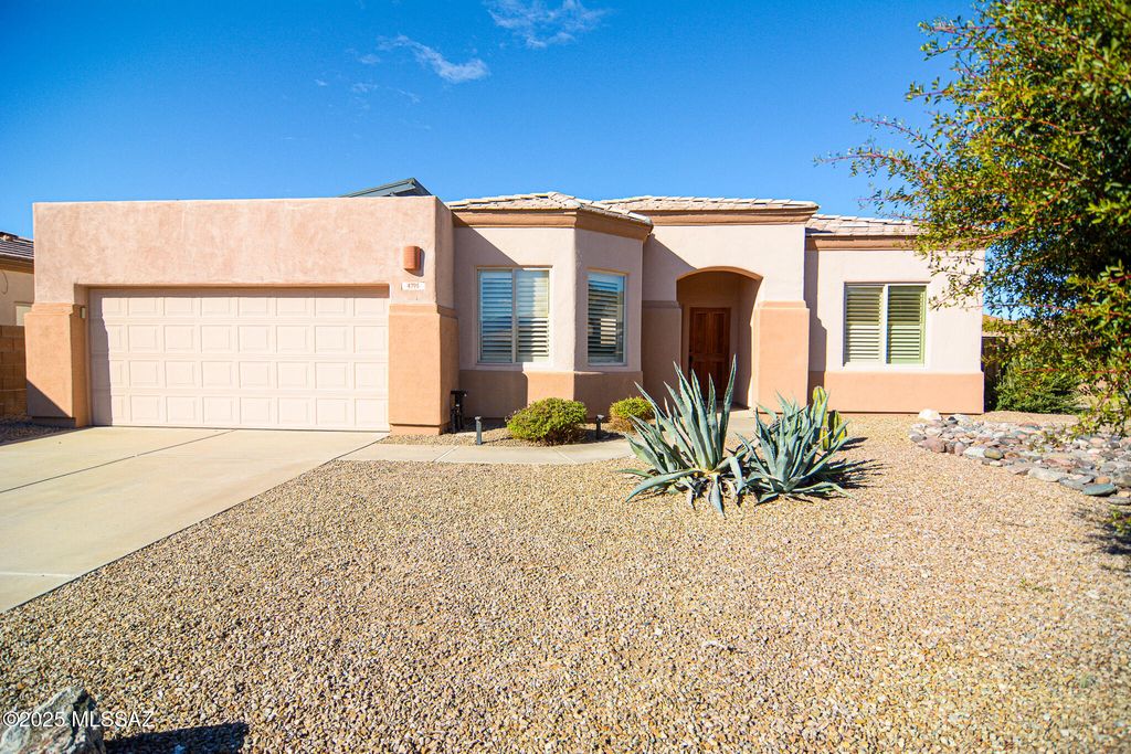 4795 W Pier Mountain Place, Marana, AZ 85658