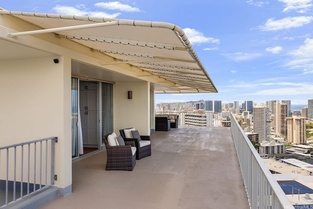 666 Prospect Street PH B, Honolulu, HI 96813