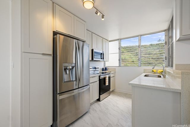 666 Prospect Street PH B, Honolulu, HI 96813