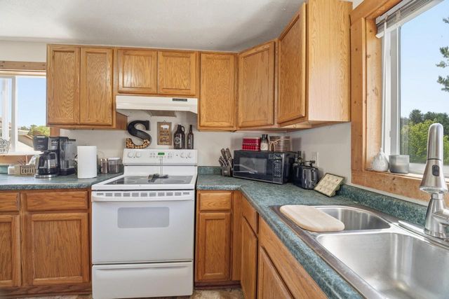 401 W Water STREET, Cascade, WI 53011