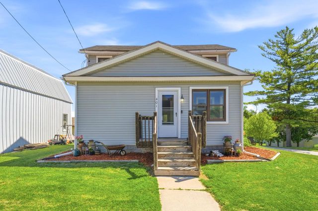 401 W Water STREET, Cascade, WI 53011