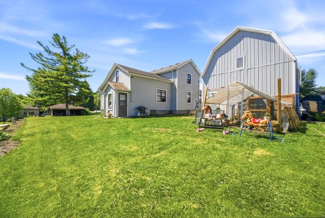 401 W Water STREET, Cascade, WI 53011