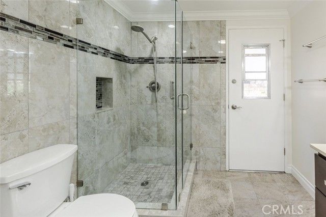 11801 Thunderbird Avenue, Porter Ranch (los Angeles), CA 91326