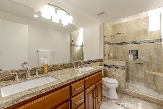 11801 Thunderbird Avenue, Porter Ranch (los Angeles), CA 91326