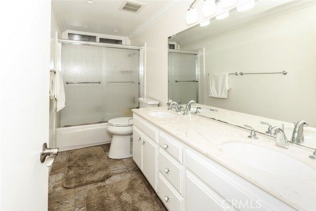 11801 Thunderbird Avenue, Porter Ranch (los Angeles), CA 91326