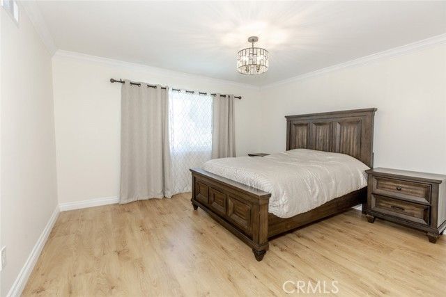 11801 Thunderbird Avenue, Porter Ranch (los Angeles), CA 91326