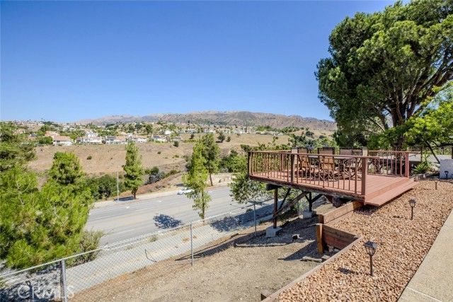 11801 Thunderbird Avenue, Porter Ranch (los Angeles), CA 91326