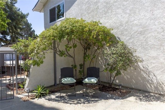 11801 Thunderbird Avenue, Porter Ranch (los Angeles), CA 91326