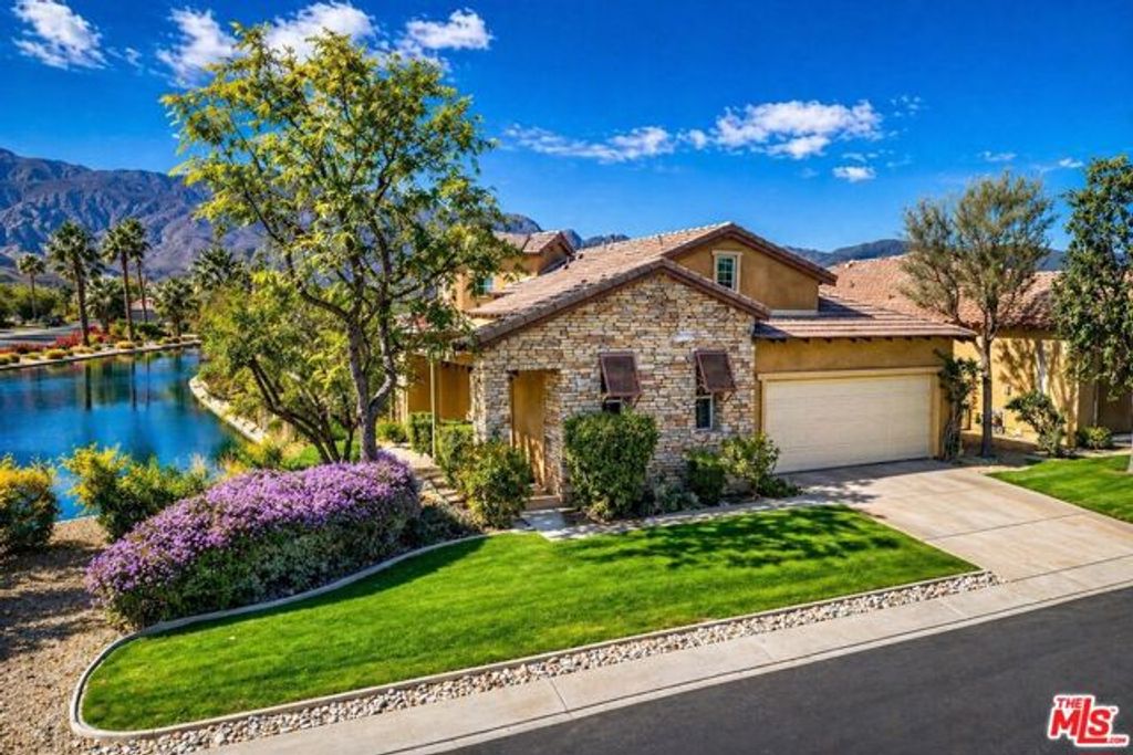37 Shoreline Drive, Rancho Mirage, CA 92270