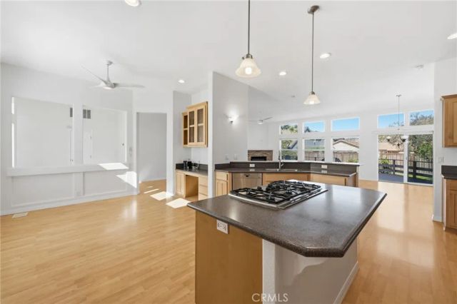 158 Cecil, Costa Mesa, CA 92627