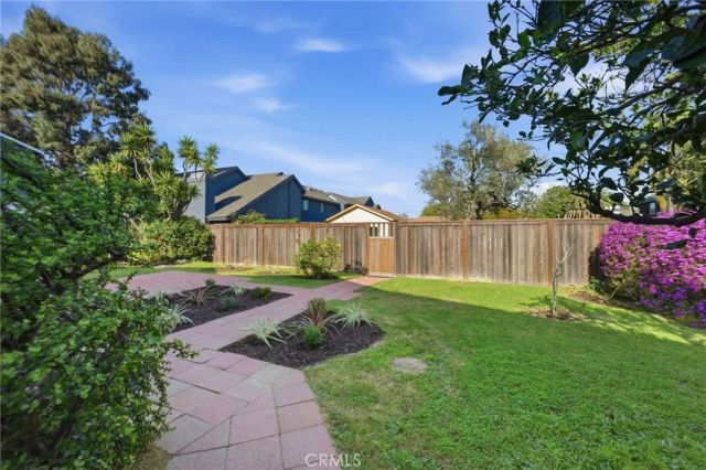 158 Cecil, Costa Mesa, CA 92627