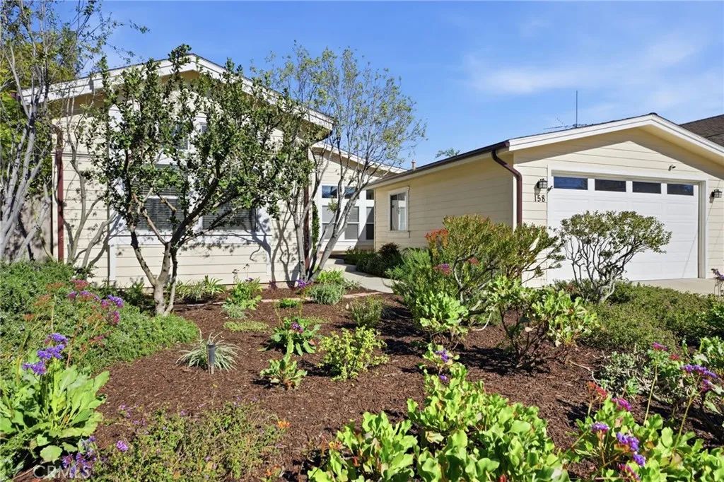 158 Cecil, Costa Mesa, CA 92627