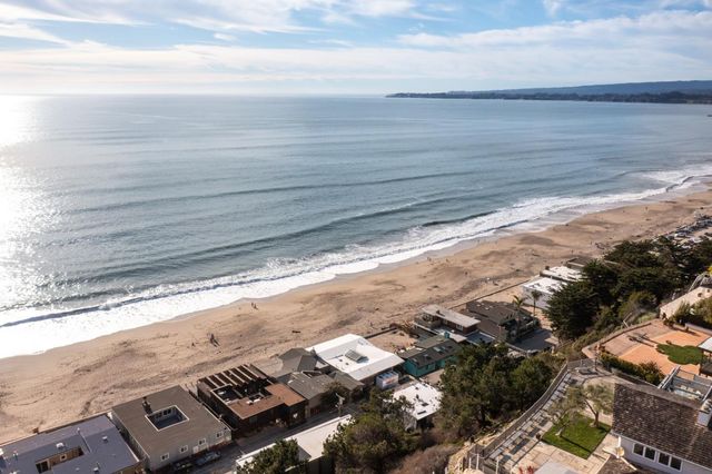 545 Beach Drive, Aptos, CA 95003