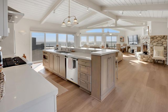 545 Beach Drive, Aptos, CA 95003
