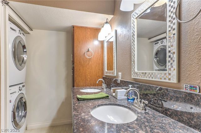 8070 West Russell Road 1052, Las Vegas, NV 89113