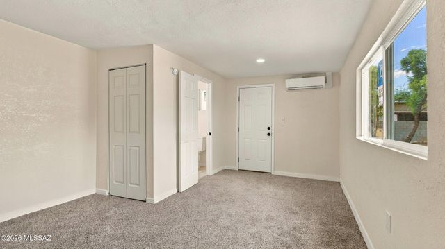 6558 S Iberia Circle, Tucson, AZ 85757