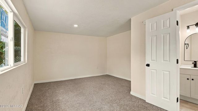 6558 S Iberia Circle, Tucson, AZ 85757