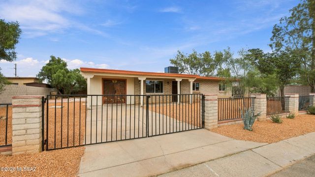 6558 S Iberia Circle, Tucson, AZ 85757