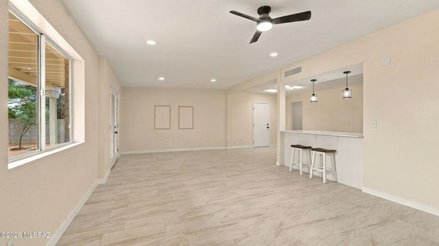 6558 S Iberia Circle, Tucson, AZ 85757