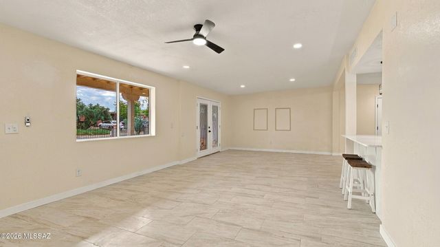6558 S Iberia Circle, Tucson, AZ 85757
