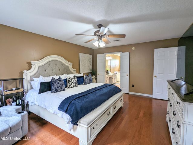 4253 Lakecrest Cove, Olive Branch, MS 38654