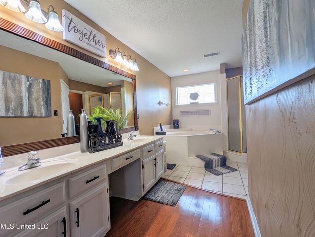 4253 Lakecrest Cove, Olive Branch, MS 38654