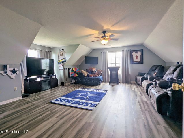 4253 Lakecrest Cove, Olive Branch, MS 38654