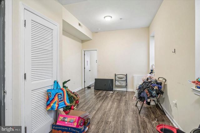 3851-00 N BROAD ST, Philadelphia, PA 19140