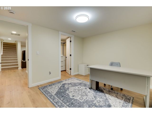 2843 Se 74TH Ave, Portland, OR 97206