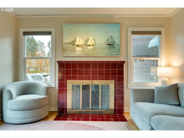 2843 Se 74TH Ave, Portland, OR 97206