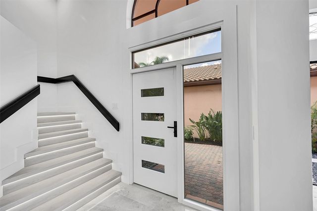 6488 Via Rosa, Boca Raton, FL 33433