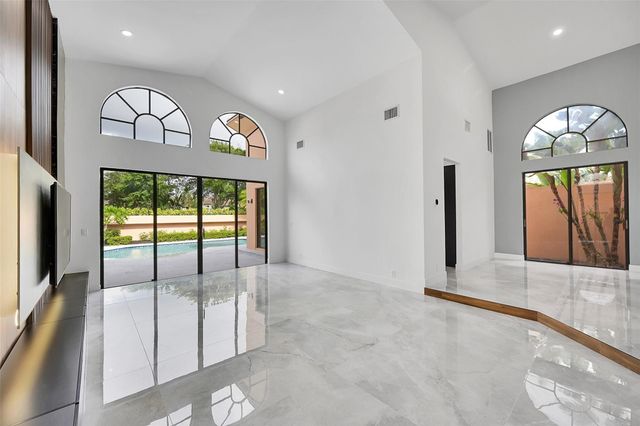 6488 Via Rosa, Boca Raton, FL 33433