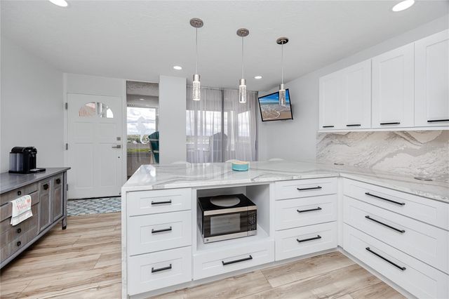 17940 GULF BOULEVARD 16A, Redington Shores, FL 33708