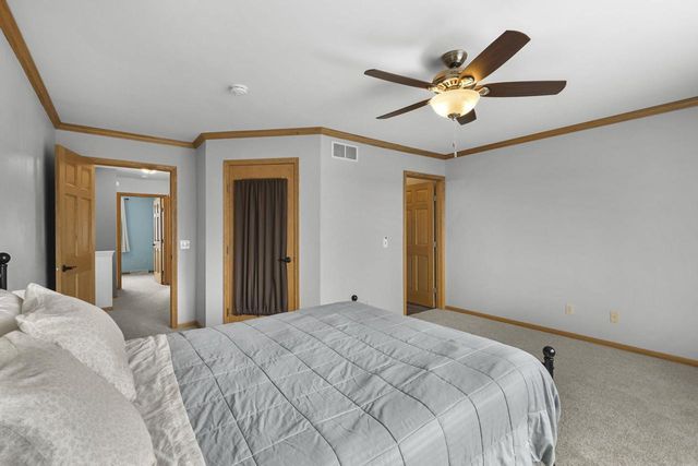 29 Weir Circle, Madison, WI 53719