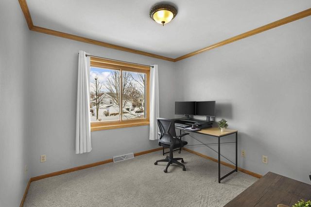 29 Weir Circle, Madison, WI 53719