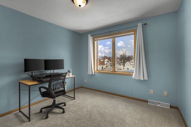 29 Weir Circle, Madison, WI 53719