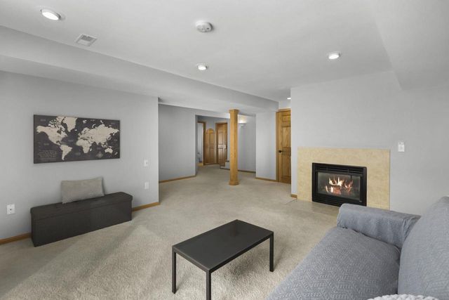 29 Weir Circle, Madison, WI 53719