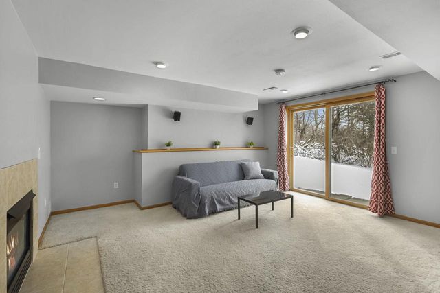 29 Weir Circle, Madison, WI 53719