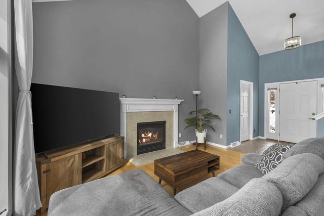 29 Weir Circle, Madison, WI 53719