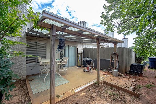 9805 Hefner Village Drive, Oklahoma City, OK 73162