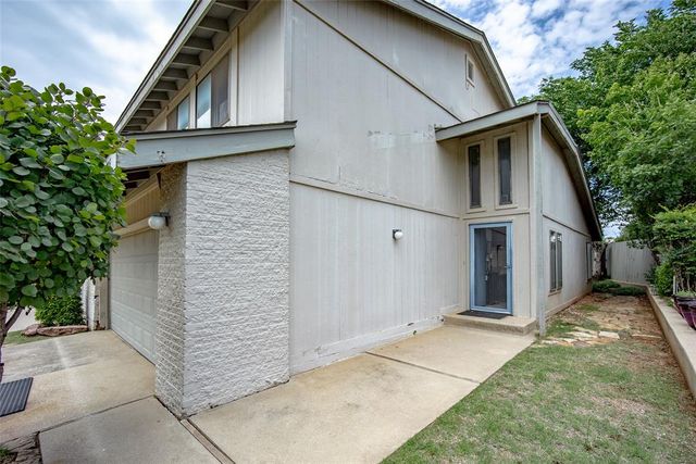 9805 Hefner Village Drive, Oklahoma City, OK 73162