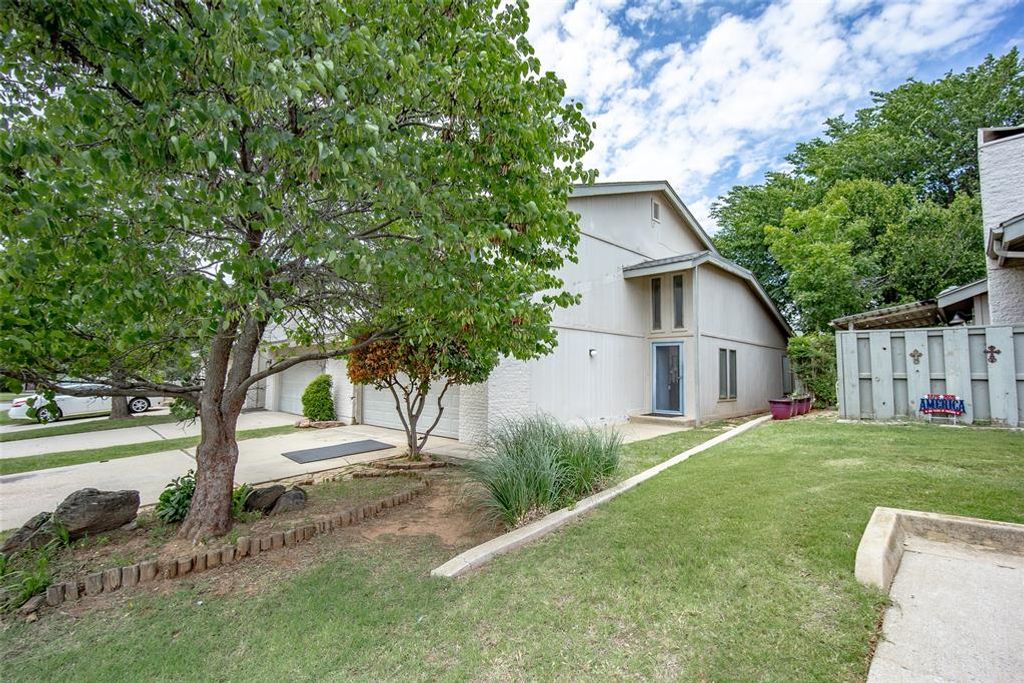 9805 Hefner Village Drive, Oklahoma City, OK 73162