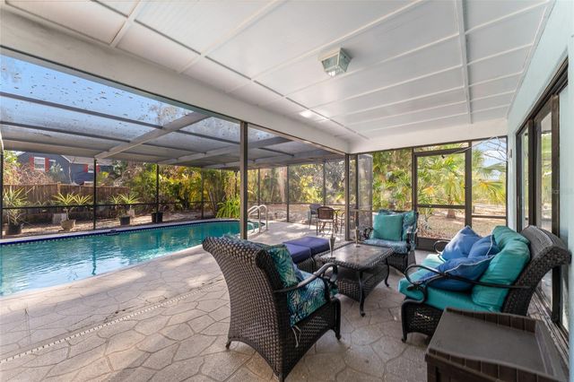 1811 LA GRANDE DRIVE, Dunedin, FL 34698