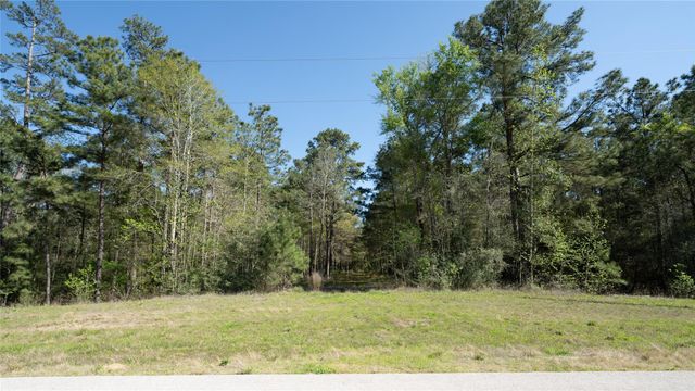 000 Bighorn RD, Huntsville, TX 77340