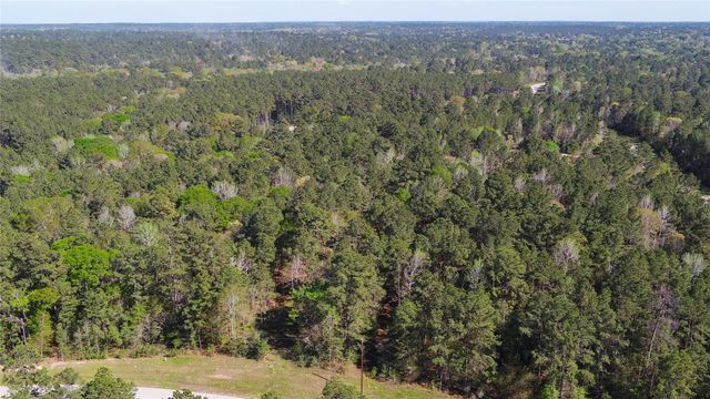000 Bighorn RD, Huntsville, TX 77340